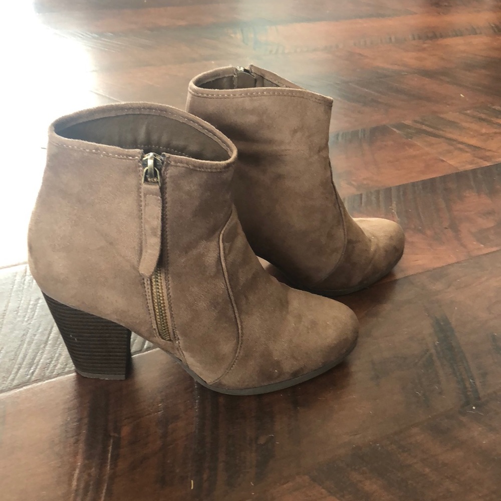 JG Ankle Boots